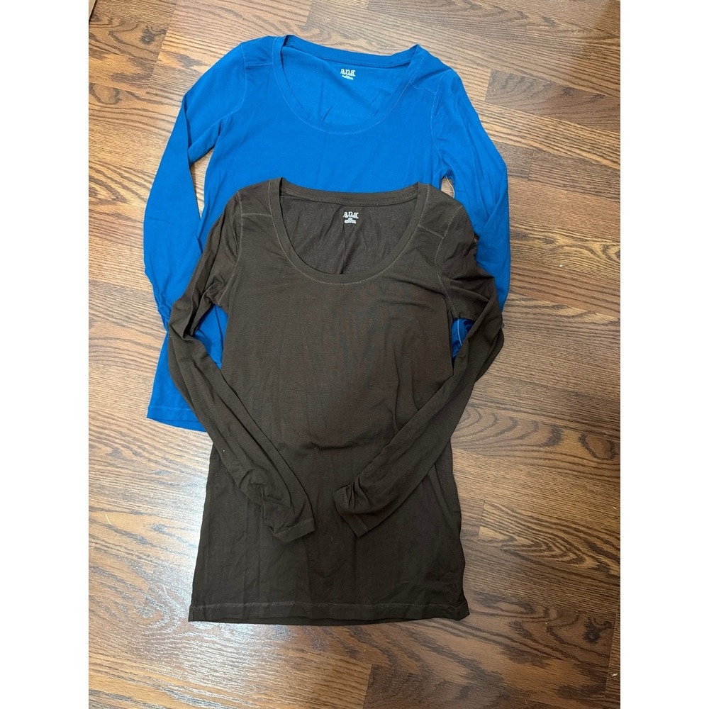 ana A New Approach Womens Small Long Sleeve Scoop Neck Tee bundle NWT